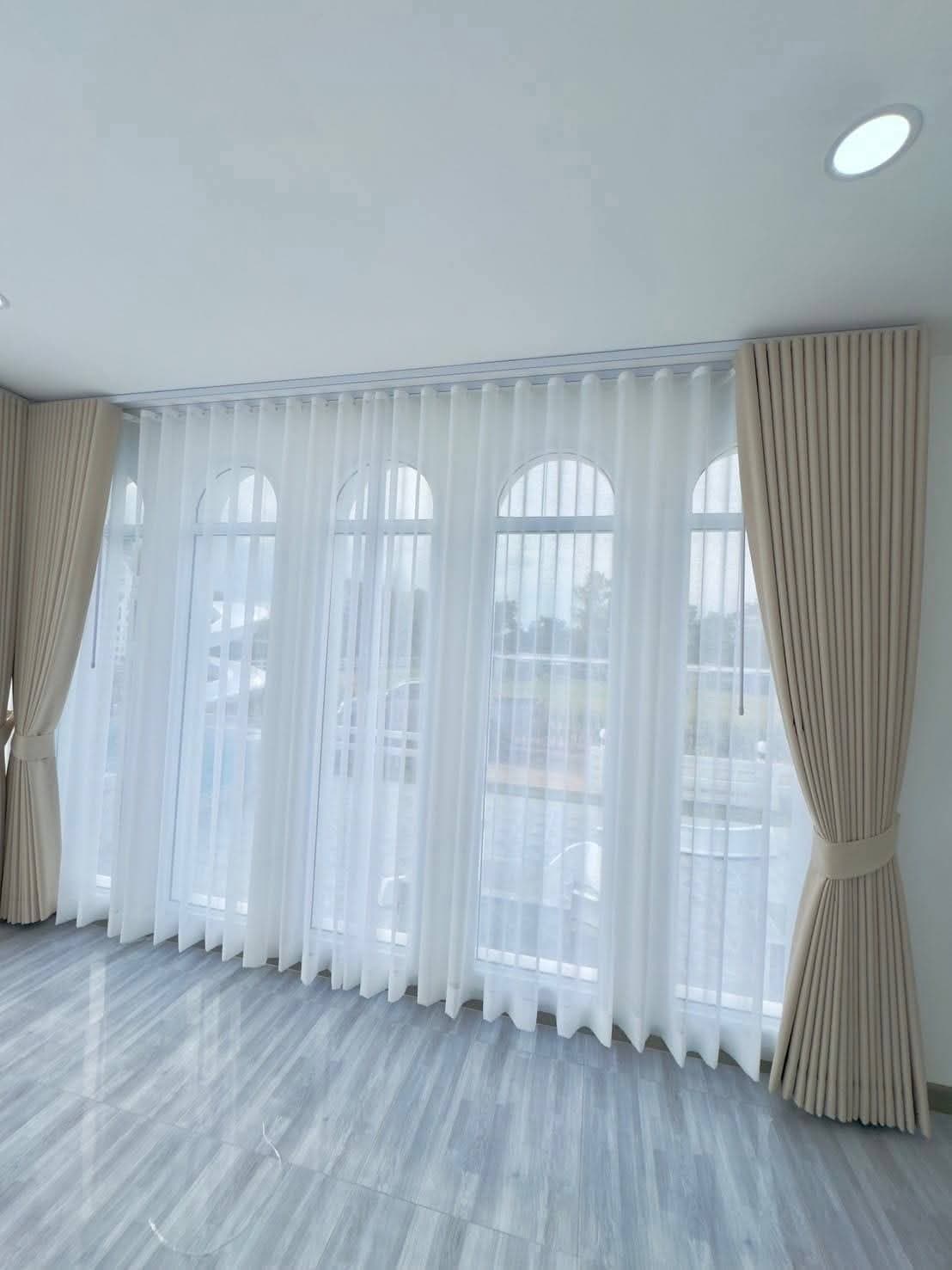 บ้านใหม่ม่านทั้งหลัง